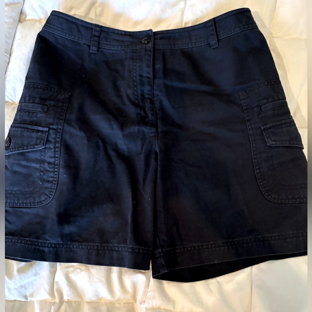 Charter Club Black Shorts Cargo Pockets High Waist Belt Loops Cotton Size 8